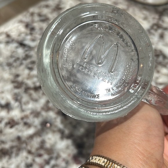 McDonald’s Batman Forever Frosted Glass Mugs - Picture 3 of 6